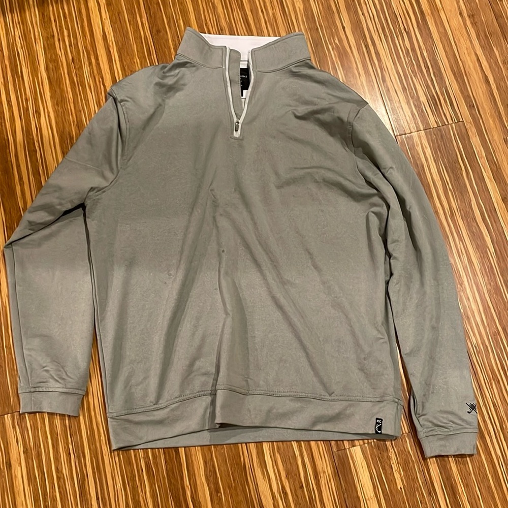 Men’s medium Kenneth Cole golf thin pullover (used)